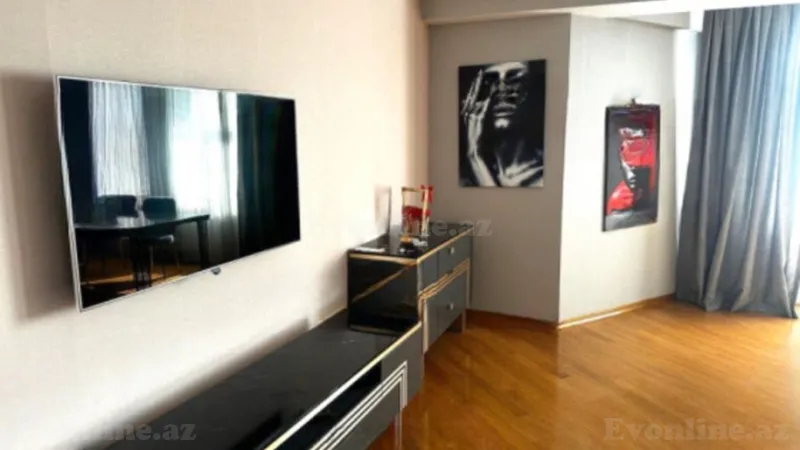 Kirayə verilir 4 otaqlı Mənzil Yeni tikili 200 m² Gənclik m. - şəkil 3