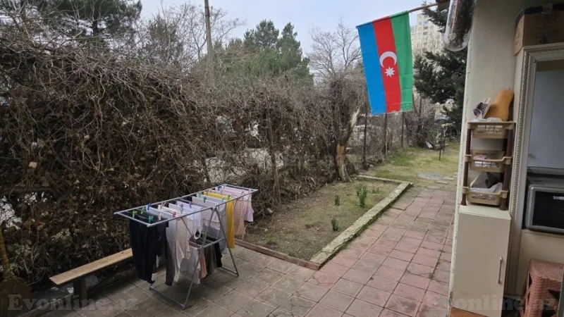 Satılır 2 otaqlı Mənzil Köhnə tikili 65 m² Yasamal - şəkil 12