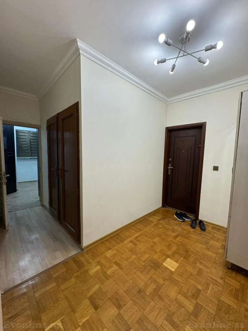 Satılır 3 otaqlı Mənzil Köhnə tikili 85 m² 6-cı mikrorayon - şəkil 9