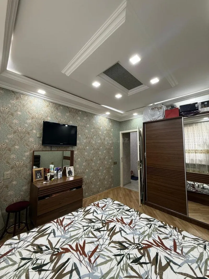 Satılır 3 otaqlı Mənzil Köhnə tikili 75 m² 8-ci mikrorayon - şəkil 6