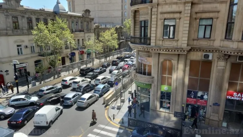 Kirayə verilir 5 otaqlı Mənzil Yeni tikili 246 m² Sahil m. - şəkil 28