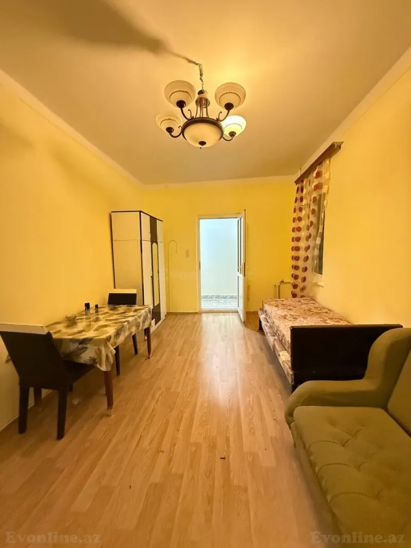 Satılır 1 otaqlı Mənzil Köhnə tikili 45 m² Yeni Yasamal - şəkil 3
