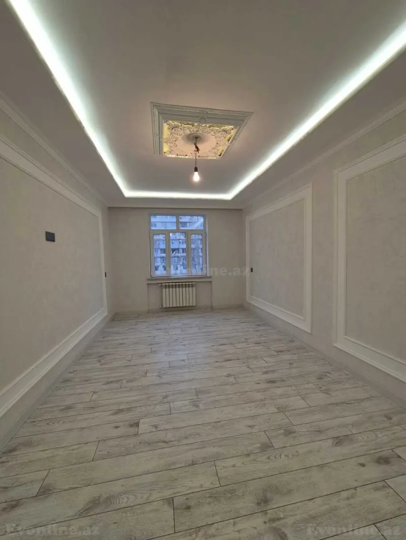 Satılır 2 otaqlı Mənzil Köhnə tikili 65 m² Yasamal