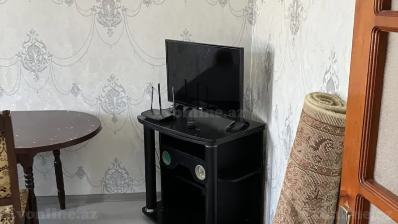 Kirayə verilir 2 otaqlı Mənzil Köhnə tikili 60 m² Həzi Aslanov - şəkil 2