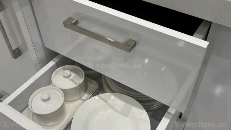 Kirayə verilir 2 otaqlı Mənzil Yeni tikili 67 m² Səbail r. - şəkil 5