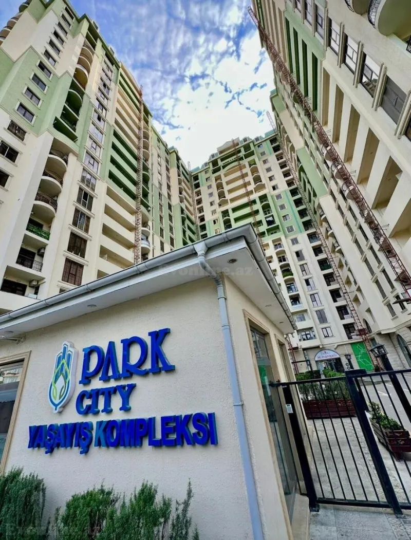 Satılır 3 otaqlı Mənzil Yeni tikili 146 m² Neftçilər m.