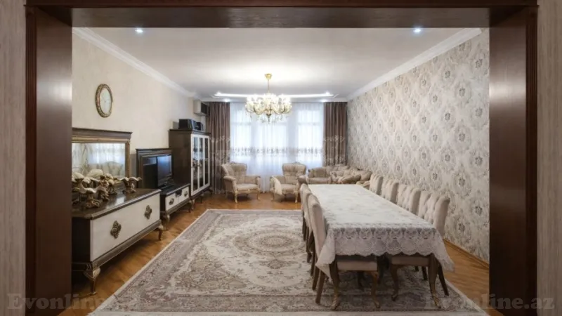 Satılır 3 otaqlı Mənzil Yeni tikili 125 m² 8 Noyabr m.
