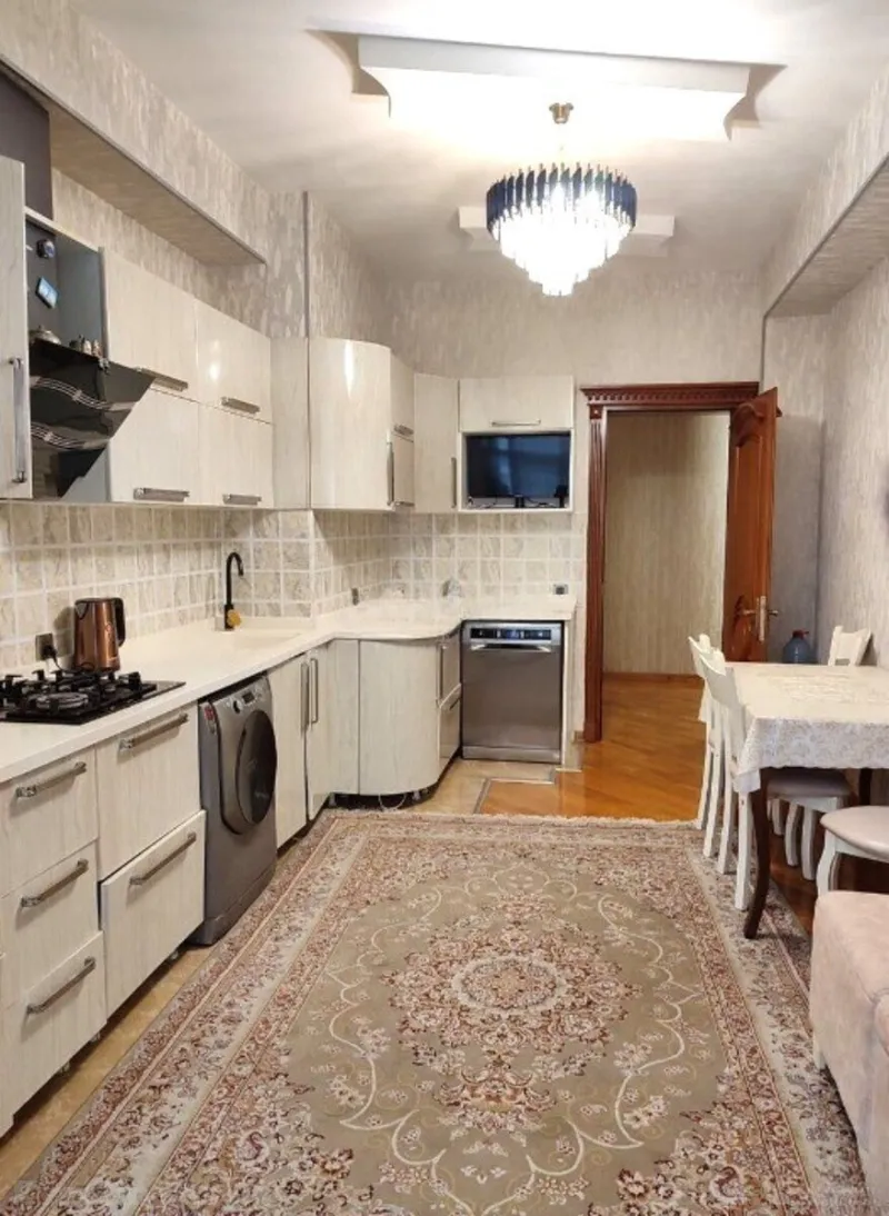 Satılır 3 otaqlı Mənzil Yeni tikili 125 m² 8 Noyabr m. - şəkil 8