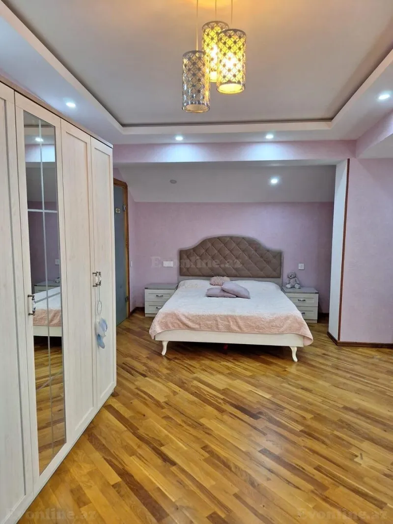 Satılır 5 otaqlı Mənzil Yeni tikili 270 m² Memar Əcəmi m. - şəkil 13