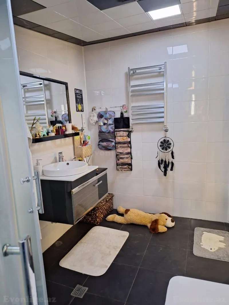 Satılır 5 otaqlı Mənzil Yeni tikili 270 m² Memar Əcəmi m. - şəkil 23