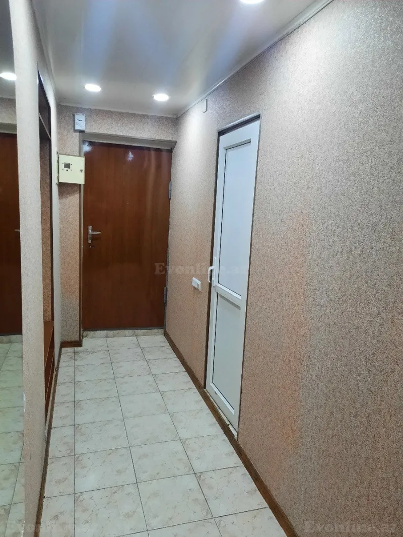 Satılır 2 otaqlı Mənzil Köhnə tikili 55 m² Yasamal - şəkil 11