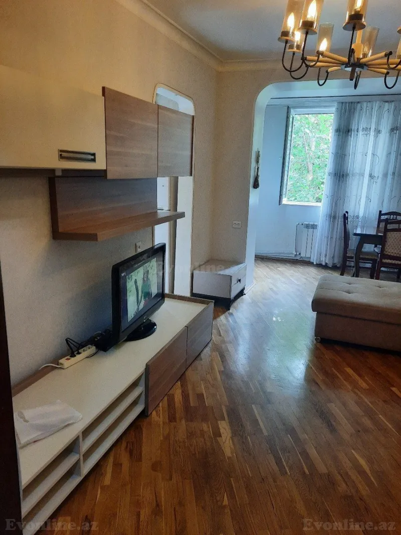 Satılır 2 otaqlı Mənzil Köhnə tikili 55 m² Yasamal - şəkil 12