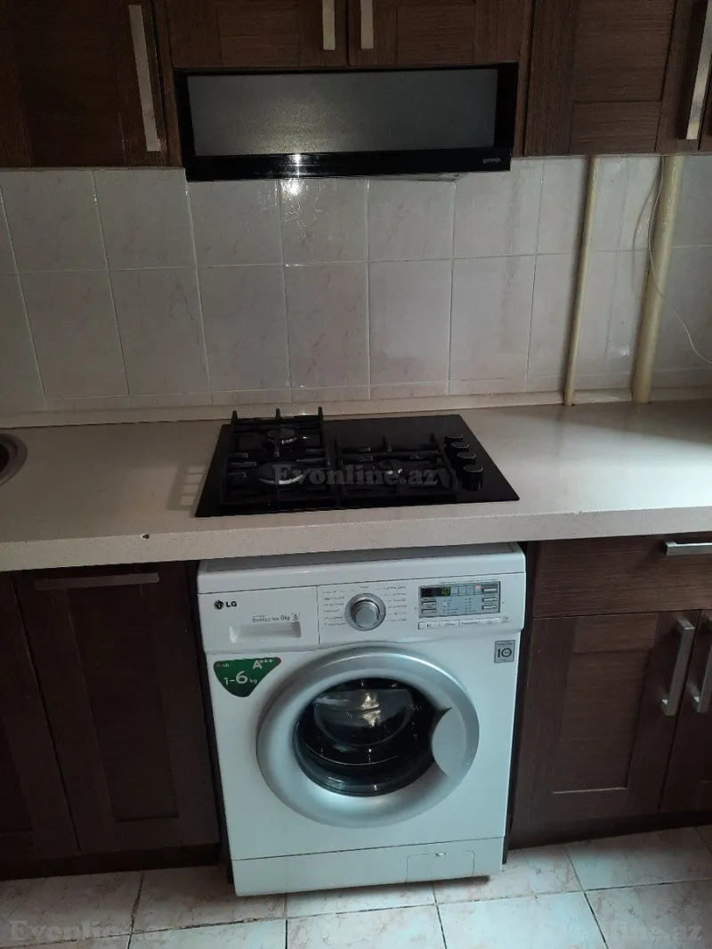 Satılır 2 otaqlı Mənzil Köhnə tikili 55 m² Yasamal - şəkil 13