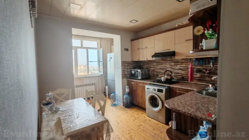 Satılır 3 otaqlı Mənzil Köhnə tikili 80 m² Suraxanı r.