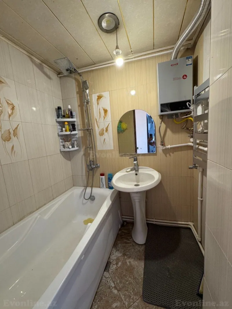 Satılır 3 otaqlı Mənzil Köhnə tikili 80 m² Suraxanı r. - şəkil 4