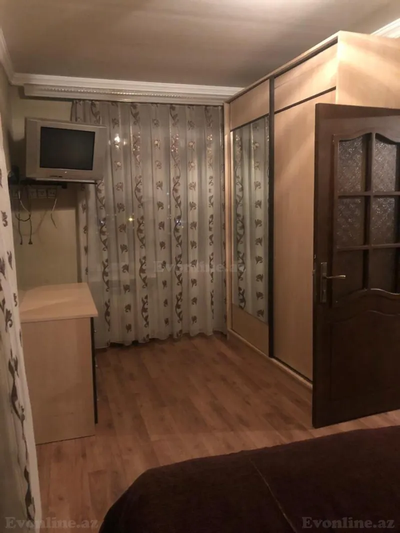 Satılır 3 otaqlı Mənzil Köhnə tikili 85 m² Qara Qarayev m. - şəkil 4