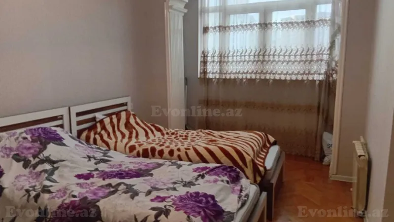 Satılır 3 otaqlı Mənzil Köhnə tikili 50 m² Elmlər Akademiyası m. - şəkil 2