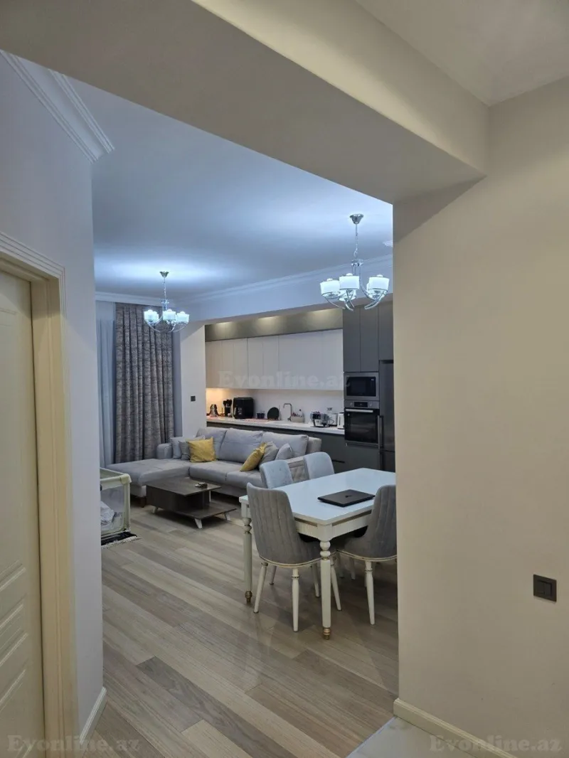 Satılır 2 otaqlı Mənzil Yeni tikili 68 m² 8-ci mikrorayon - şəkil 2