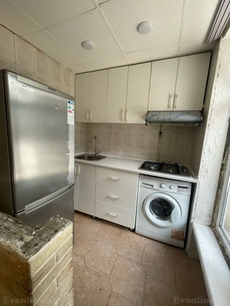 Kirayə verilir 1 otaqlı Mənzil Köhnə tikili 35 m² İnşaatçılar m. - şəkil 8