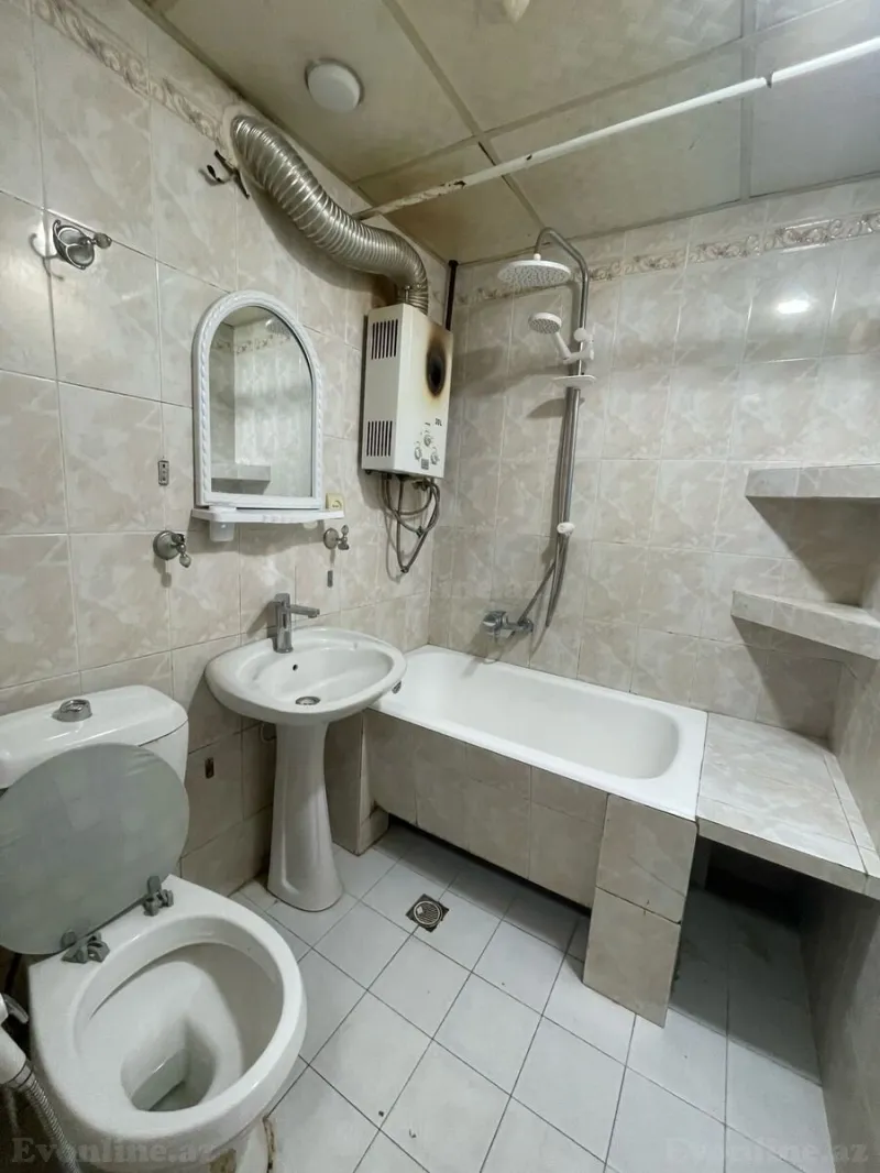 Kirayə verilir 1 otaqlı Mənzil Köhnə tikili 35 m² İnşaatçılar m. - şəkil 9