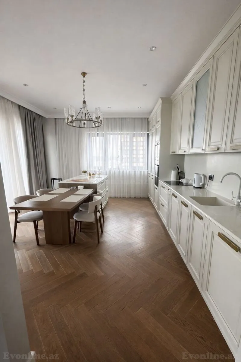 Kirayə verilir 3 otaqlı Mənzil Yeni tikili 200 m² Xətai r. - şəkil 5