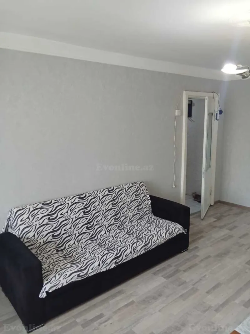 Satılır 2 otaqlı Mənzil Köhnə tikili 55 m² Yasamal