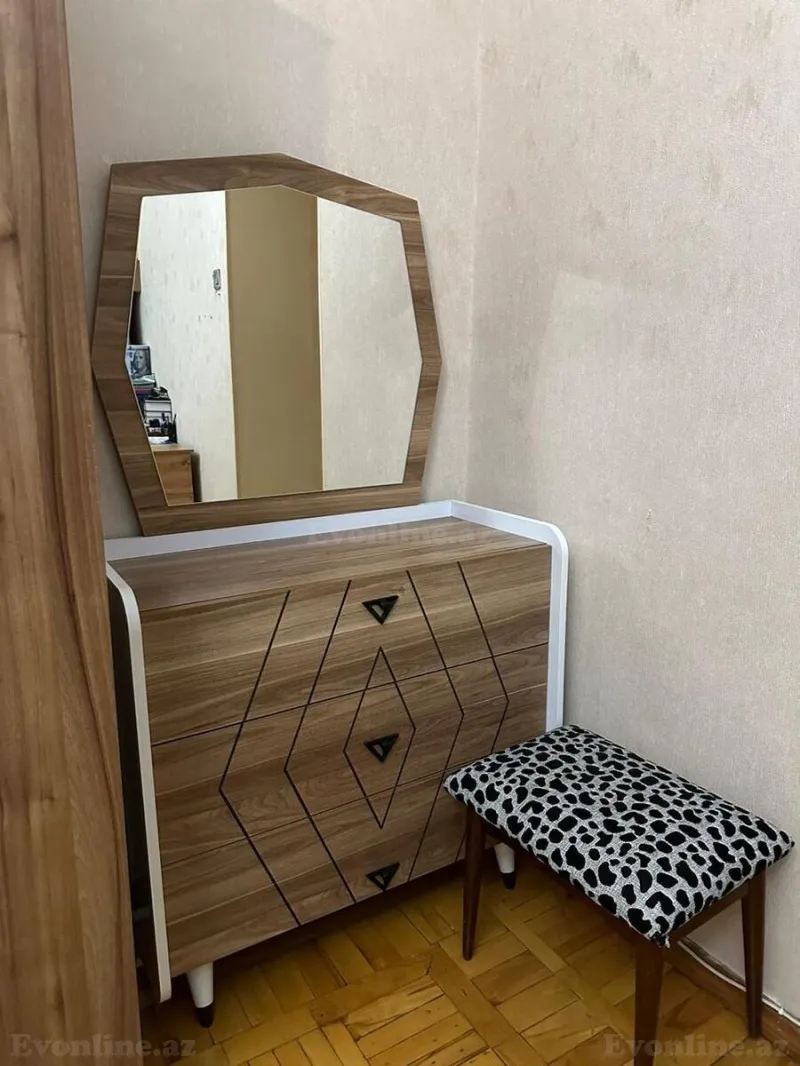 Kirayə verilir 3 otaqlı Mənzil Köhnə tikili 100 m² Nəsimi r. - şəkil 8