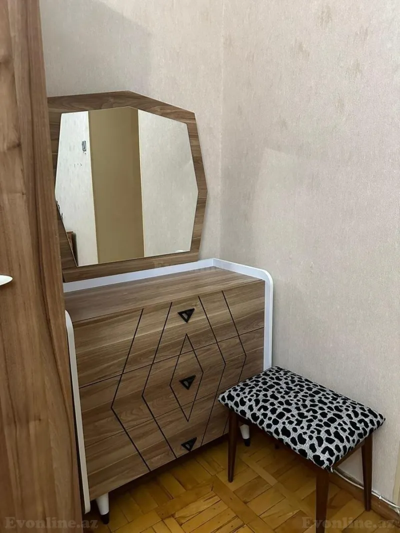 Kirayə verilir 3 otaqlı Mənzil Köhnə tikili 100 m² Nəsimi r. - şəkil 14