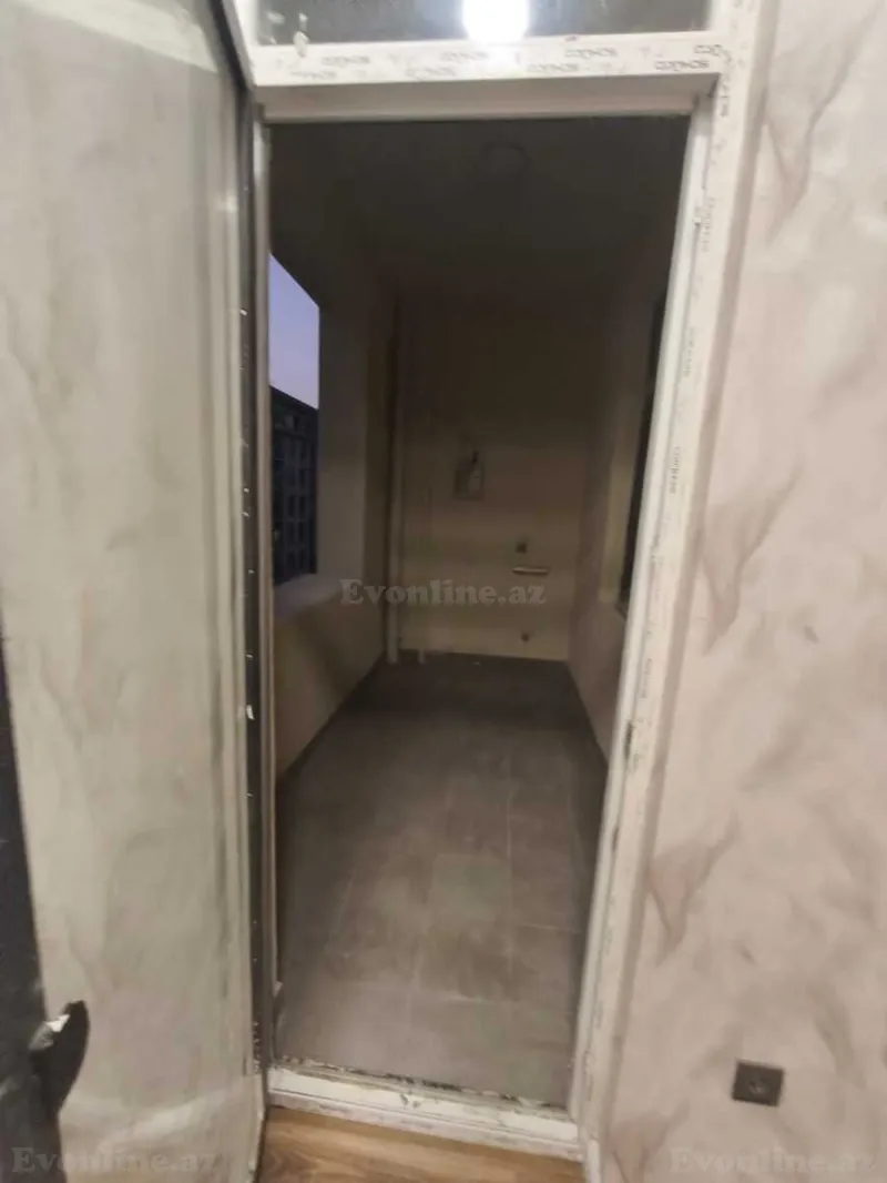 Satılır 2 otaqlı Mənzil Yeni tikili 83 m² 28 May m. - şəkil 8
