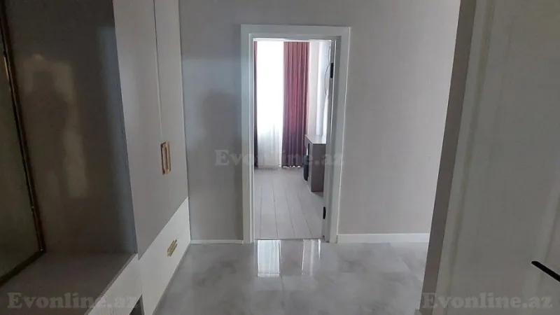 Kirayə verilir 3 otaqlı Mənzil Yeni tikili 120 m² Xətai r. - şəkil 7