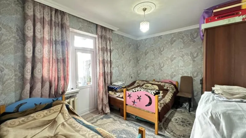 Satılır 2 otaqlı Mənzil Köhnə tikili 60 m² Suraxanı r. - şəkil 4