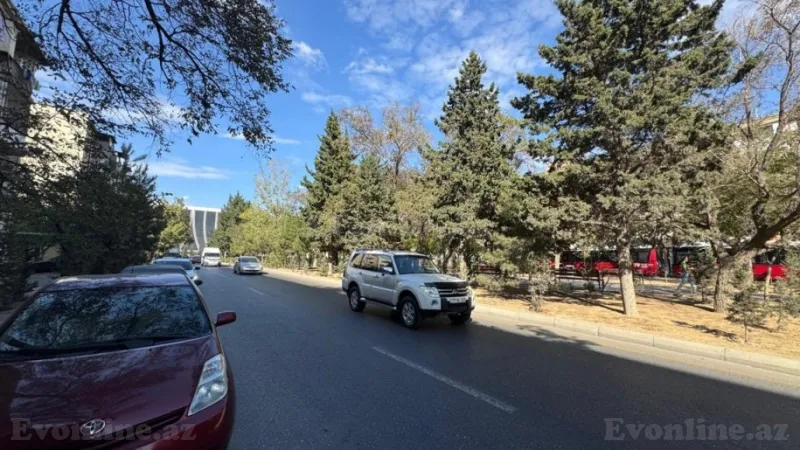 Kirayə verilir Ofis 45 m² Qara Qarayev m. - şəkil 20