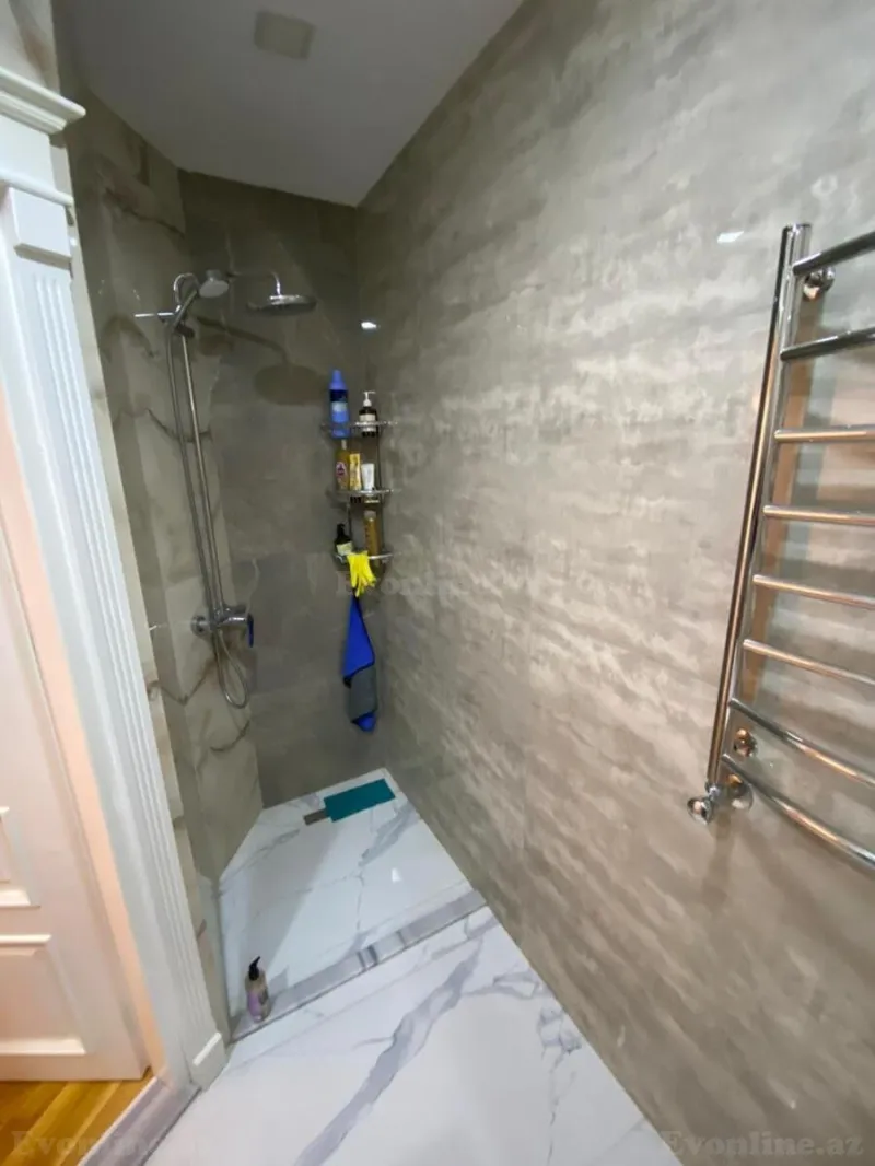 Satılır 3 otaqlı Mənzil Yeni tikili 110 m² Elmlər Akademiyası m. - şəkil 16