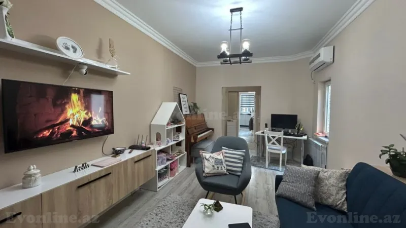 Satılır 2 otaqlı Mənzil Köhnə tikili 60 m² Yeni Yasamal - şəkil 2