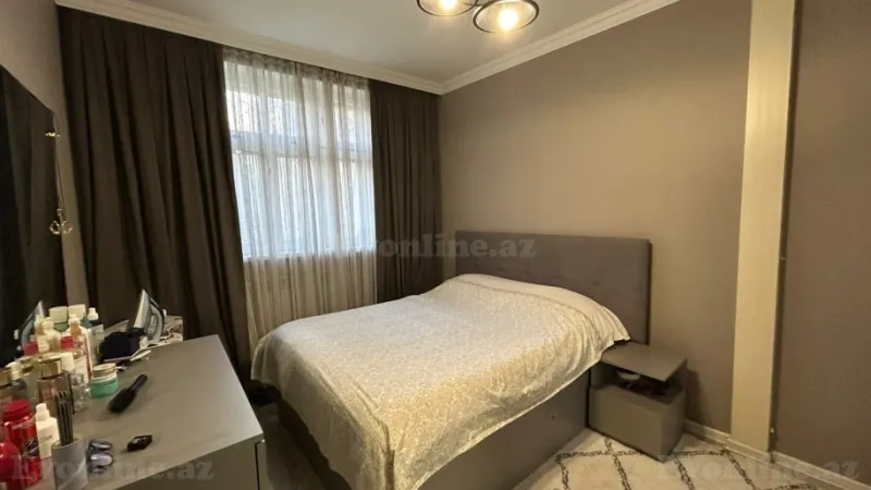 Satılır 2 otaqlı Mənzil Köhnə tikili 60 m² Yeni Yasamal - şəkil 4