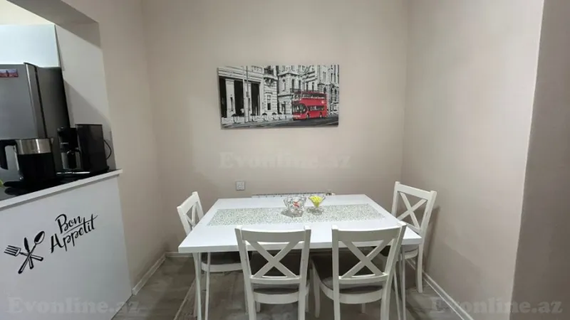 Satılır 2 otaqlı Mənzil Köhnə tikili 60 m² Yeni Yasamal - şəkil 13