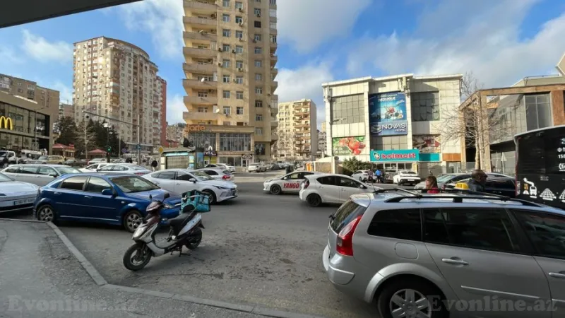 Satılır 2 otaqlı Mənzil Köhnə tikili 60 m² Yeni Yasamal - şəkil 14