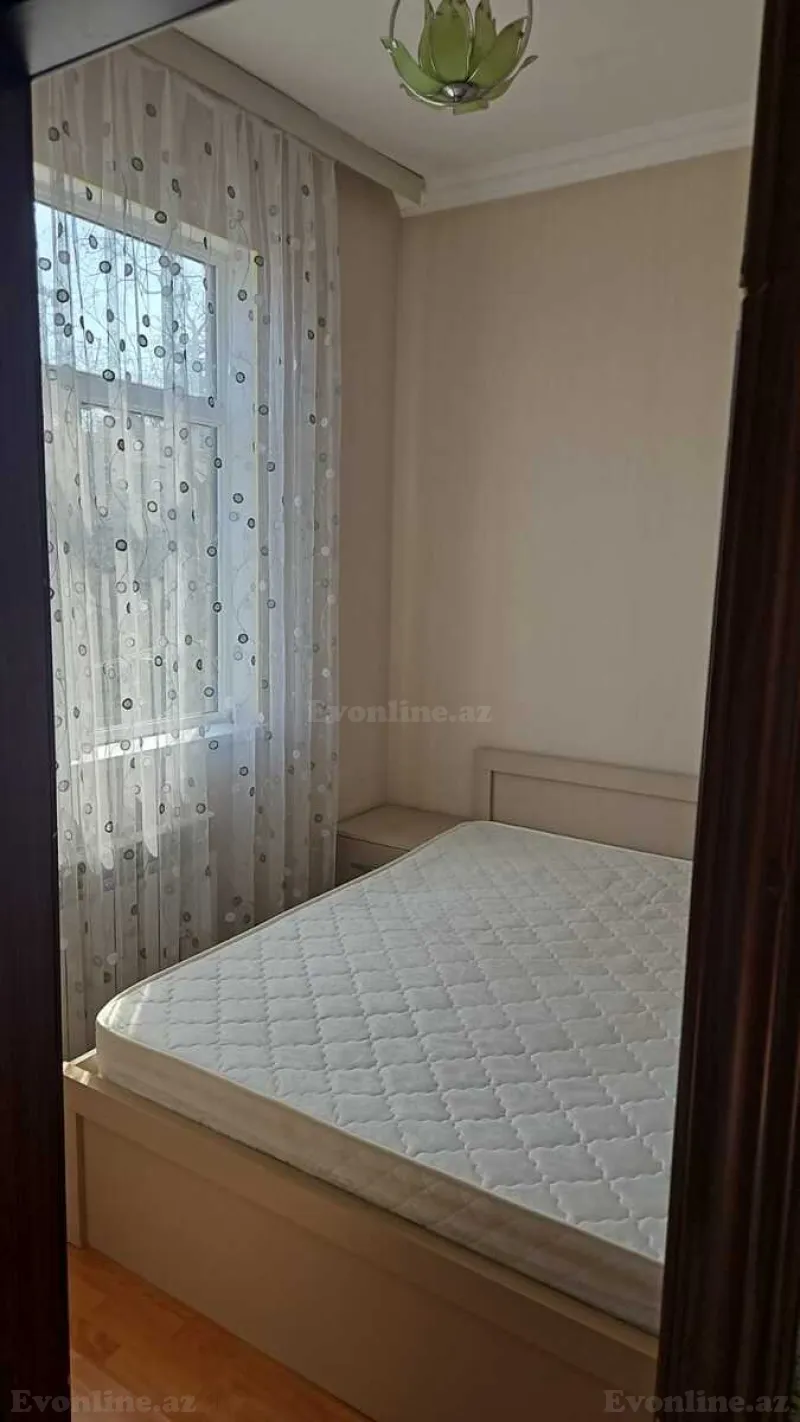 Kirayə verilir 2 otaqlı Mənzil Köhnə tikili 30 m² Memar Əcəmi m. - şəkil 4