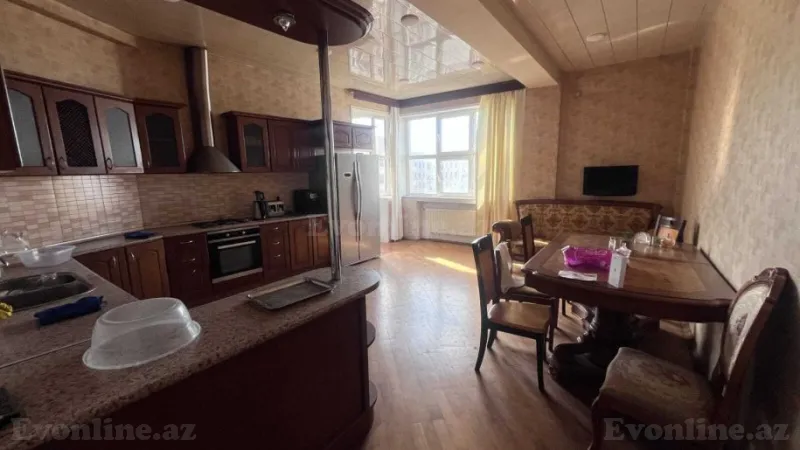 Kirayə verilir Ofis 100 m² 28 May m. - şəkil 15