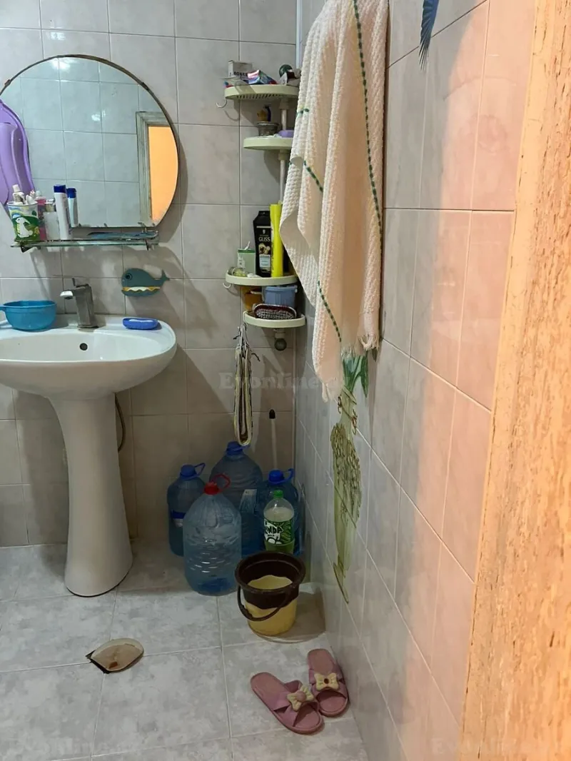 Satılır 2 otaqlı Mənzil Köhnə tikili 55 m² Həzi Aslanov - şəkil 7