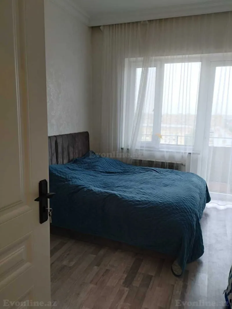 Satılır 2 otaqlı Mənzil Köhnə tikili 70 m² Sabunçu r. - şəkil 5