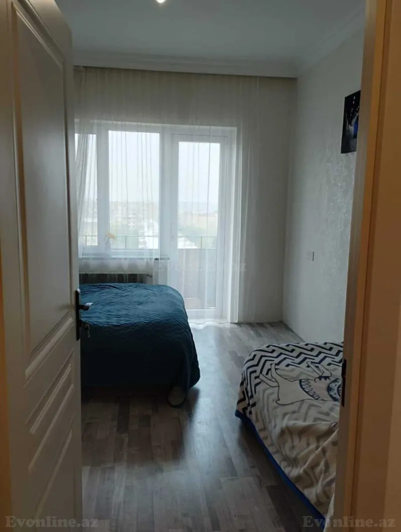 Satılır 2 otaqlı Mənzil Köhnə tikili 70 m² Sabunçu r. - şəkil 6