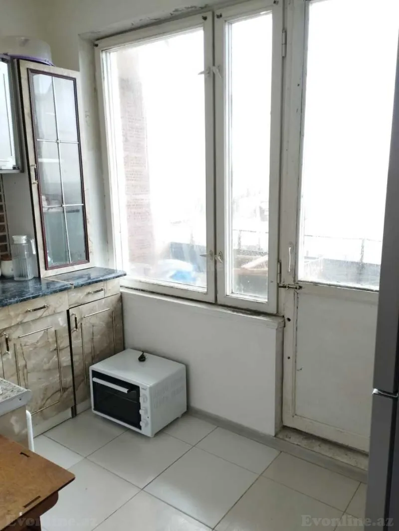 Satılır 2 otaqlı Mənzil Köhnə tikili 70 m² Sabunçu r. - şəkil 11