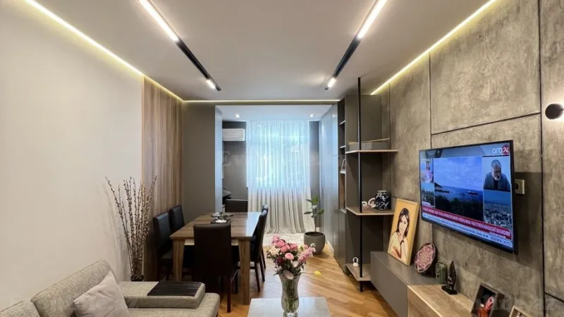 Satılır 2 otaqlı Mənzil Köhnə tikili 55 m² Yasamal r.