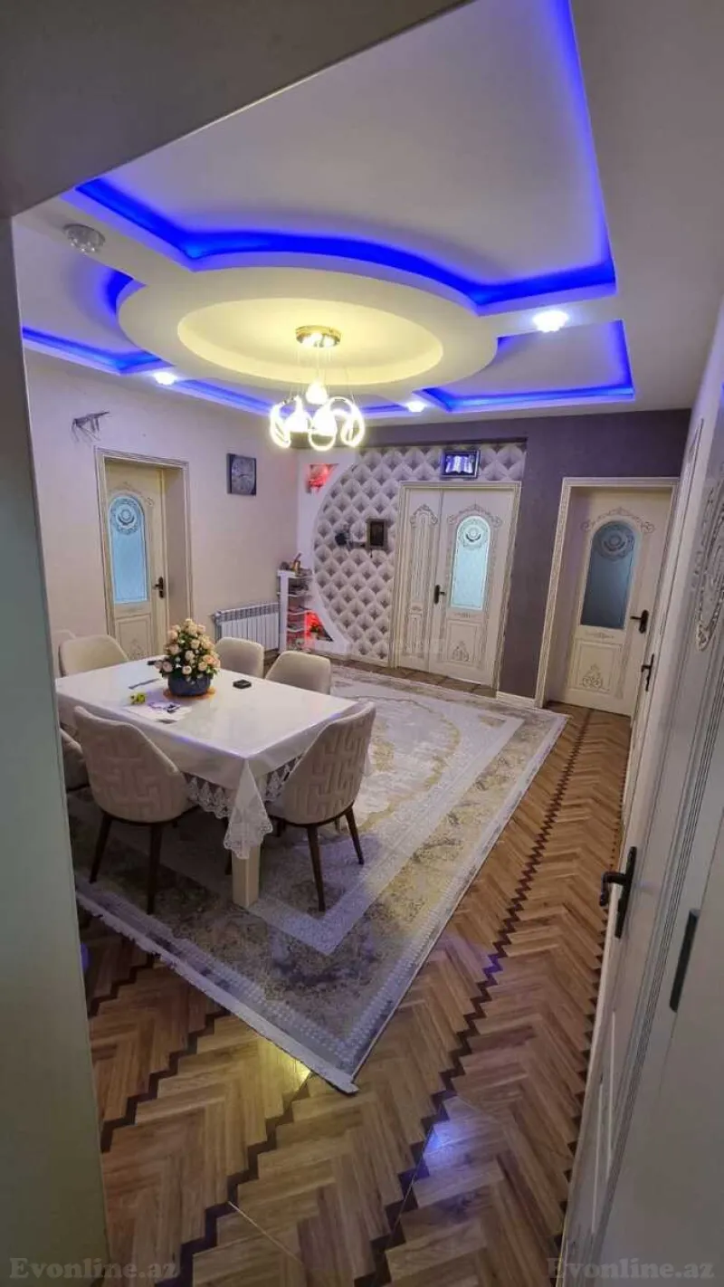 Satılır 4 otaqlı Mənzil Yeni tikili 130 m² 20 Yanvar m.