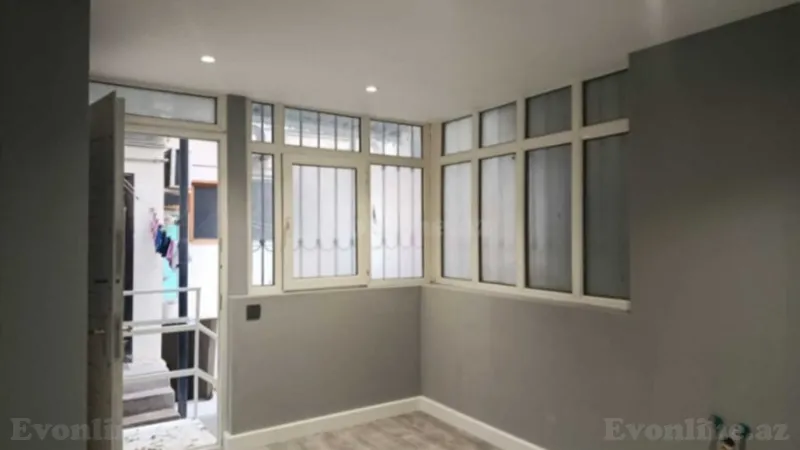 Satılır 2 otaqlı Mənzil Köhnə tikili 70 m² İçərişəhər m. - şəkil 3