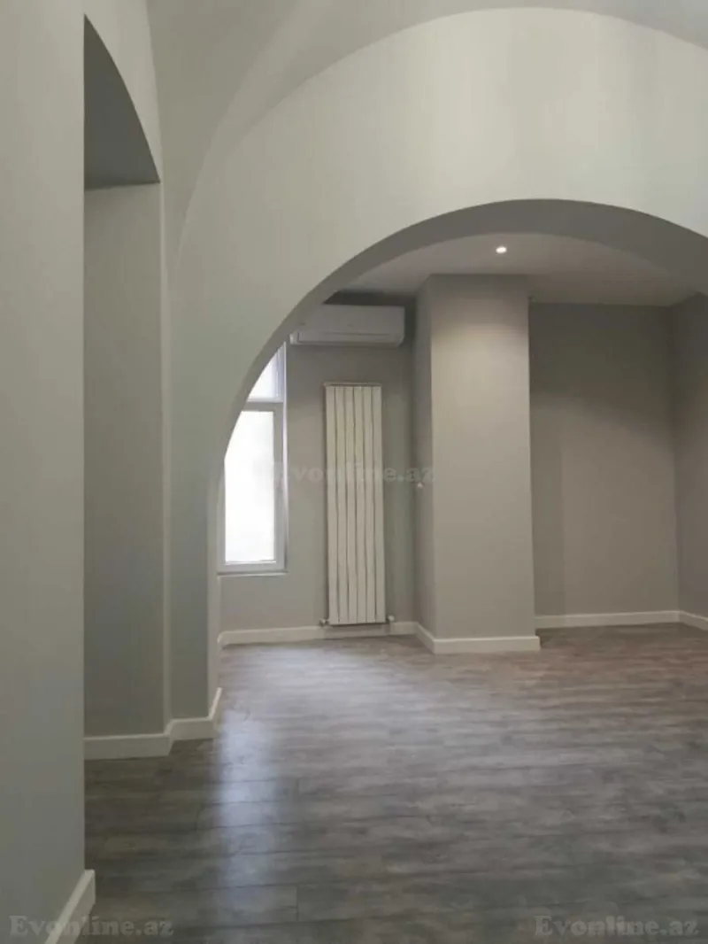 Satılır 2 otaqlı Mənzil Köhnə tikili 70 m² İçərişəhər m. - şəkil 6