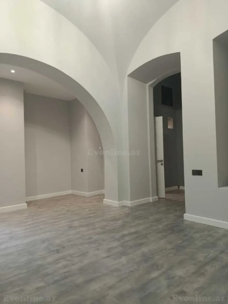 Satılır 2 otaqlı Mənzil Köhnə tikili 70 m² İçərişəhər m. - şəkil 10