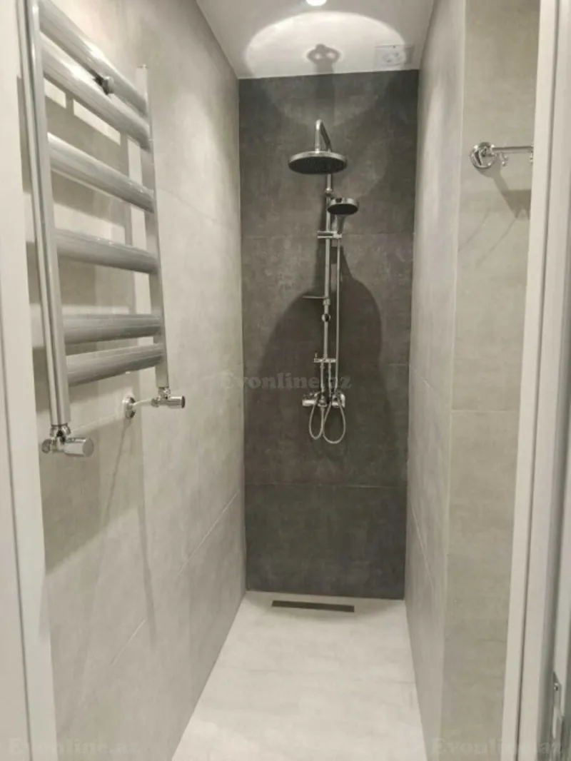 Satılır 2 otaqlı Mənzil Köhnə tikili 70 m² İçərişəhər m. - şəkil 13