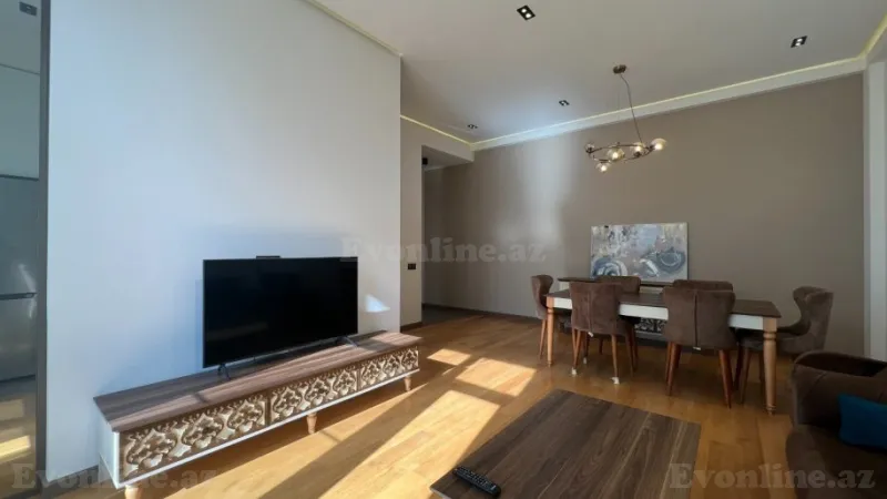 Kirayə verilir 2 otaqlı Mənzil Yeni tikili 80 m² Nizami m.